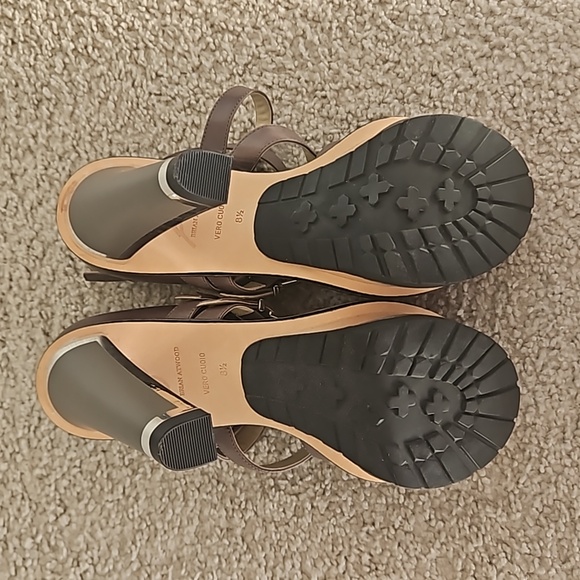 NWOT Size 8.5 Brian Atwood 5.5" Platform Sandals - Picture 6 of 9